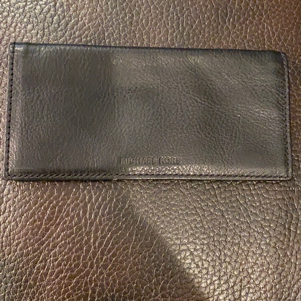 Michael Kors Check Book